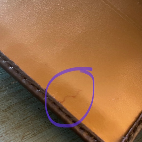 LIKE NEW $228 Pristine COACH Signature Checkbook Wallet 🩷LIVE show item - Picture 5 of 6